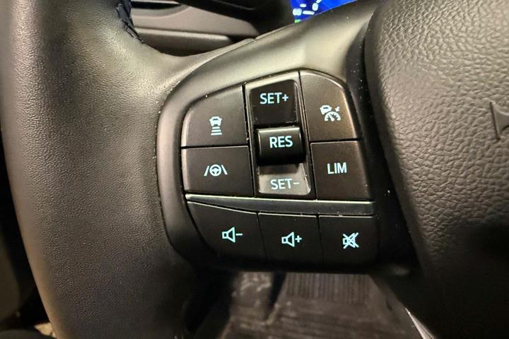 Sort Ford Kuga fra 2023