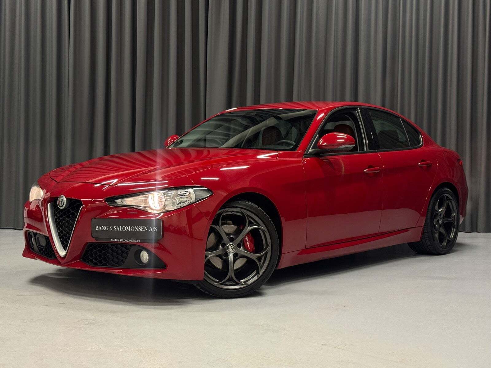 Alfa Romeo Giulia 2,0 T 200 Super aut.