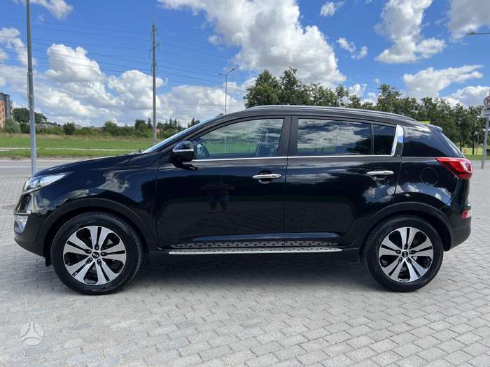 Sort Kia Sportage fra 2012