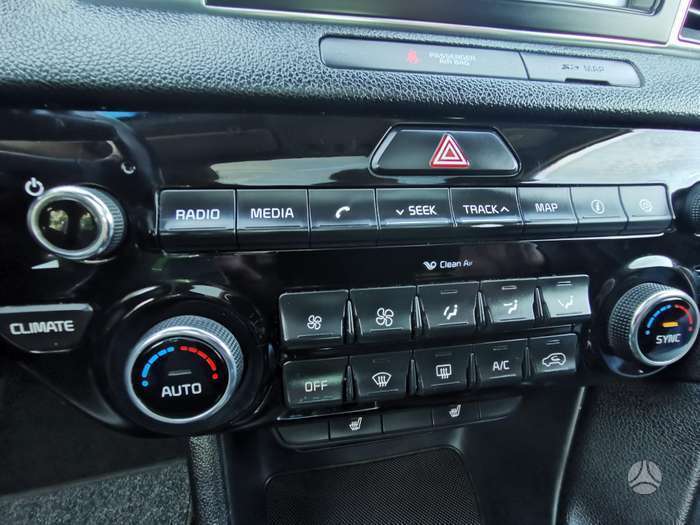 Sort Kia Sportage fra 2012