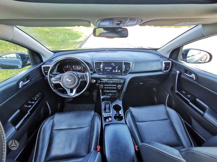 Sort Kia Sportage fra 2012