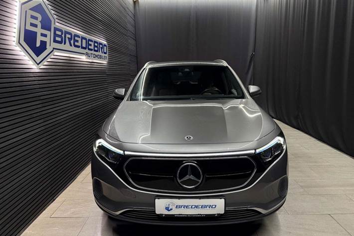 Grå Mercedes EQA250 fra 2021
