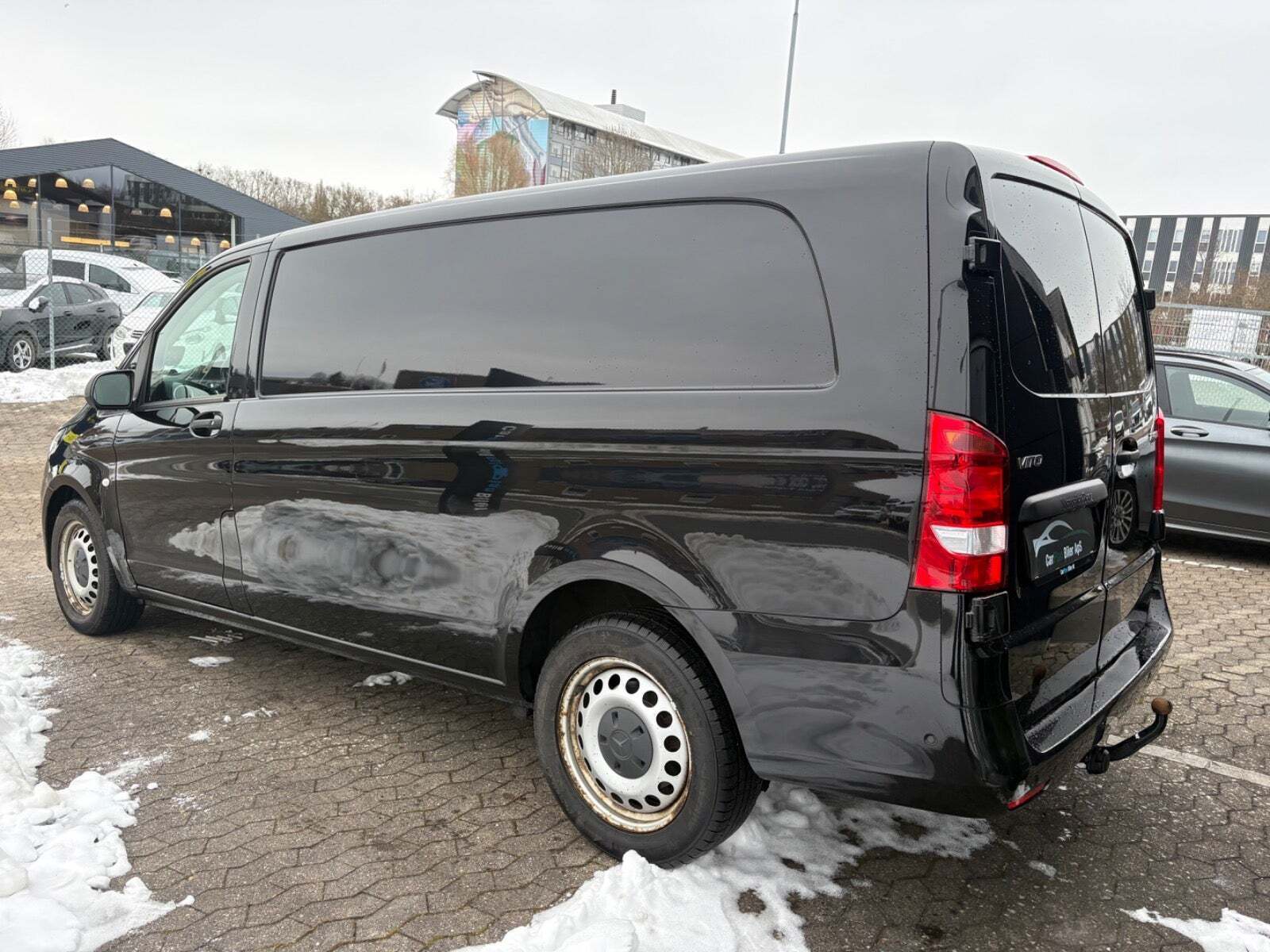 Hvid Mercedes Vito 119 fra 2020