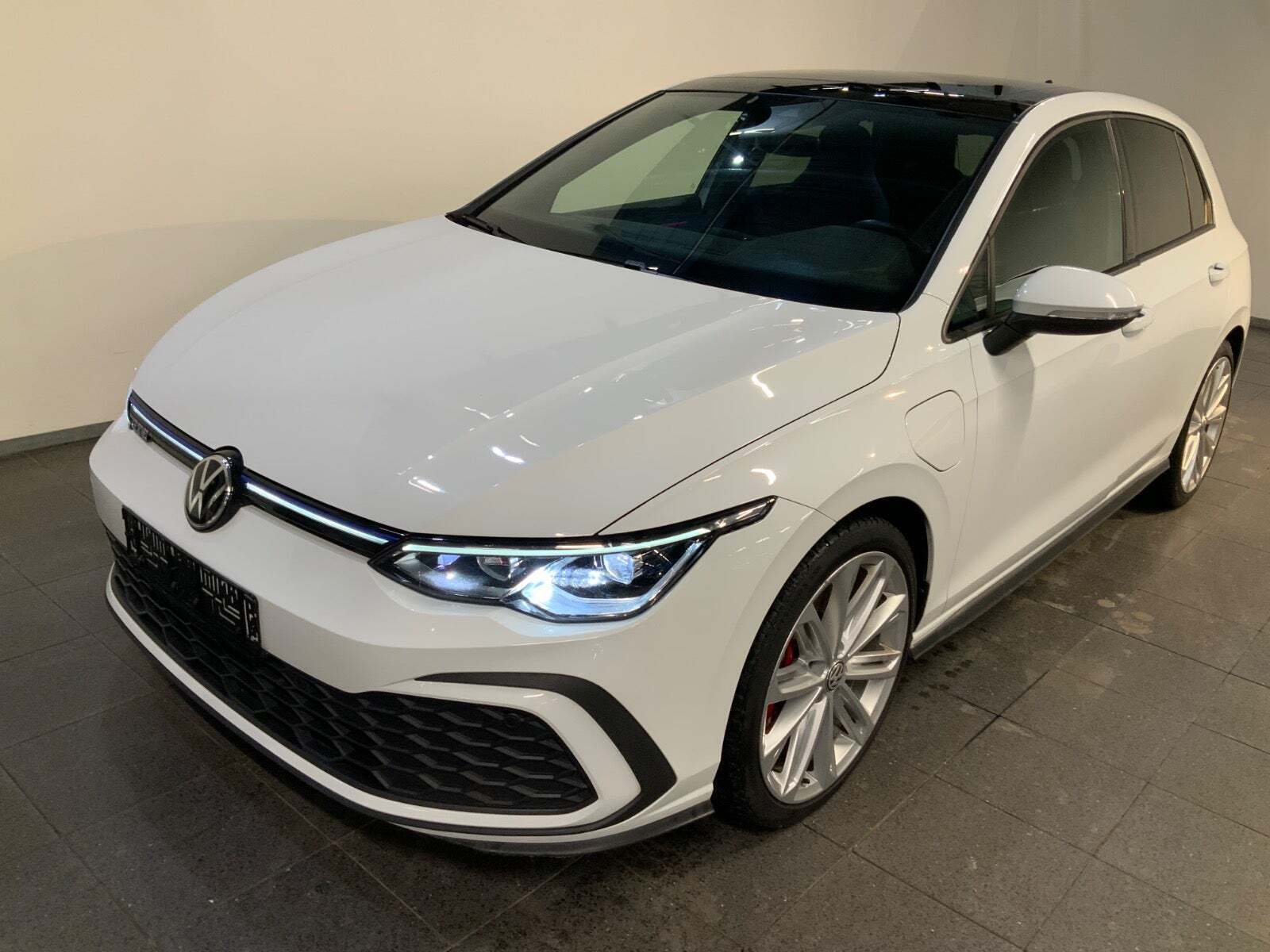 VW Golf VIII 1,4 GTE DSG