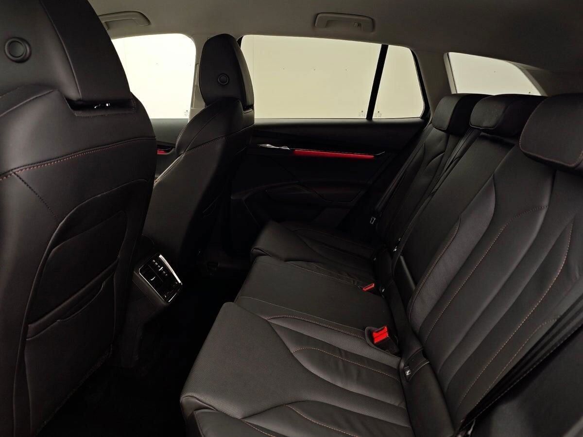 Sort Skoda Enyaq fra 2021