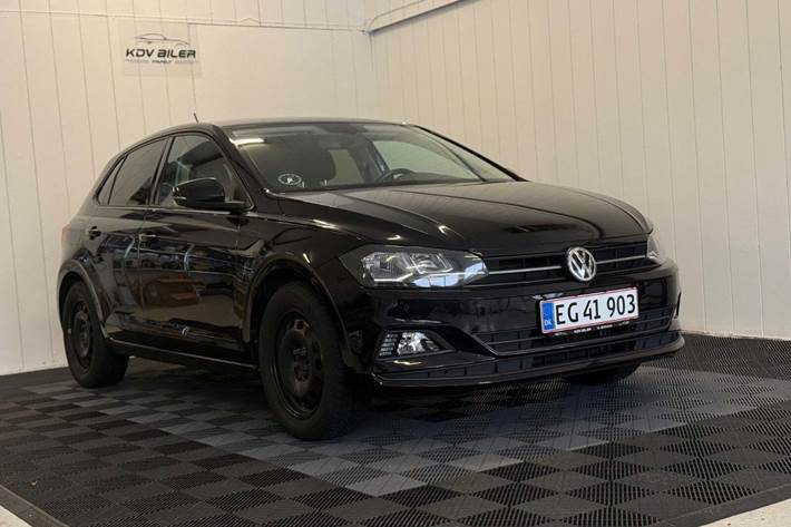 Sort VW Polo fra 2018 set udefra