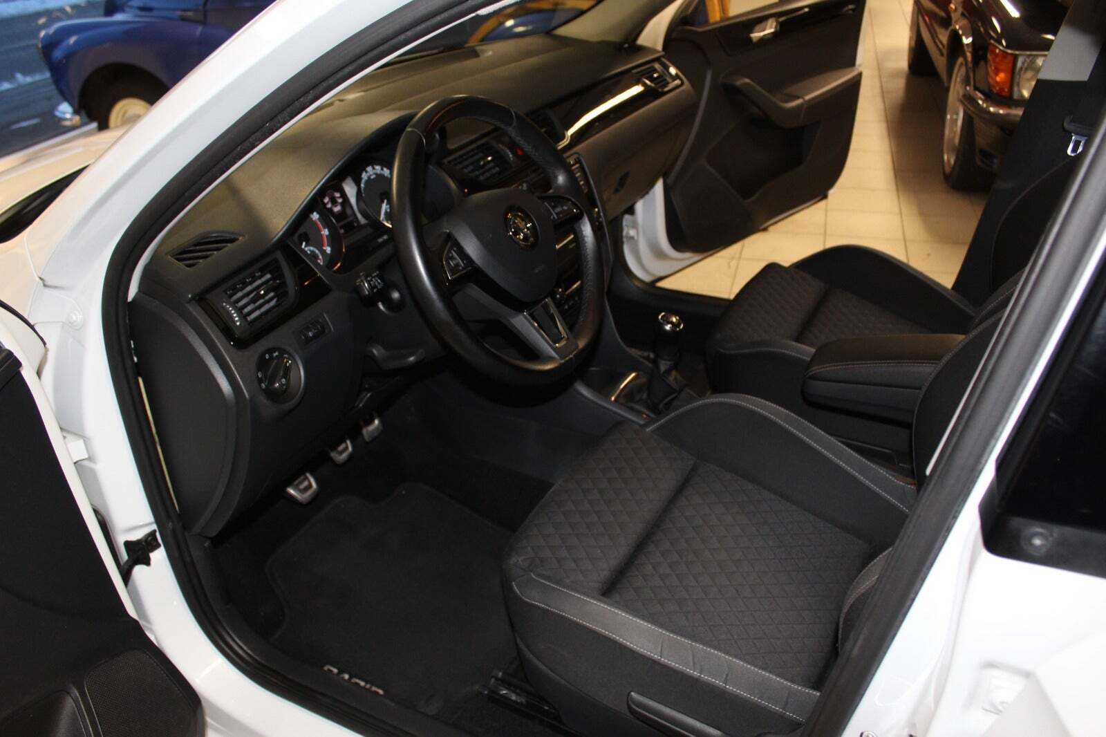 Skoda Rapid 1,0 TSi 95 Ambition Spaceback