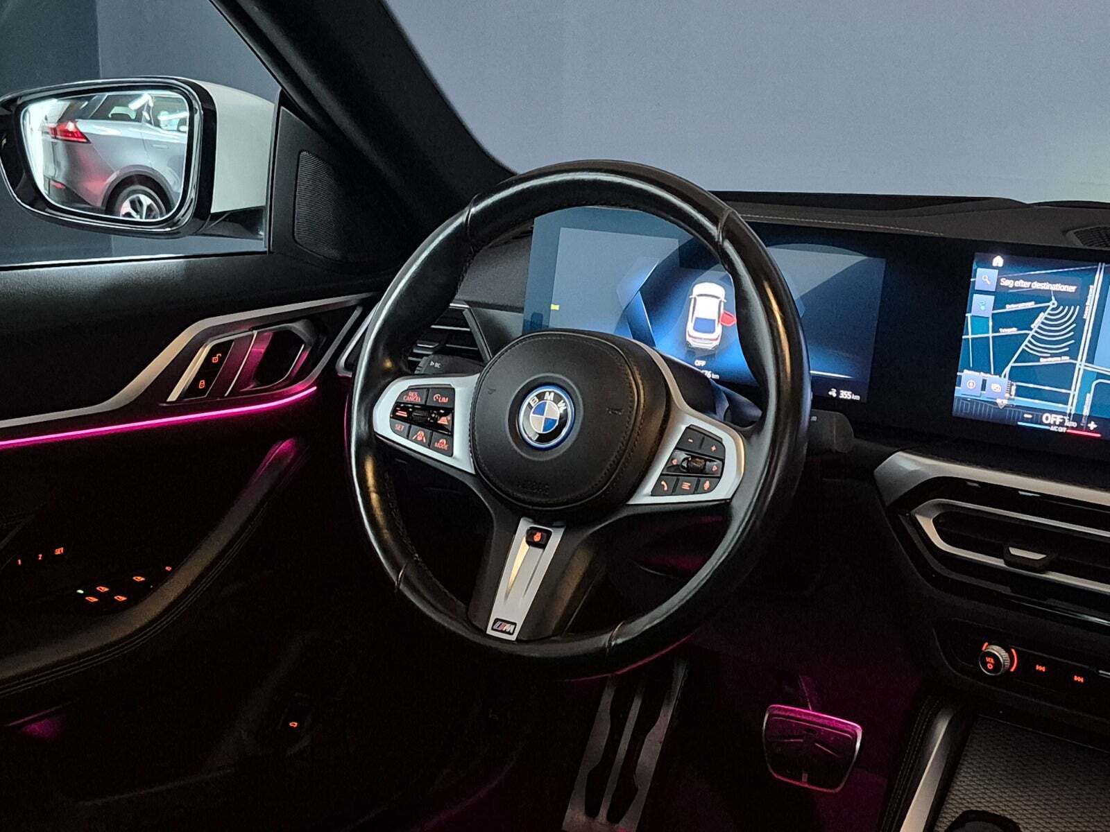 Hvid BMW i4 fra 2022