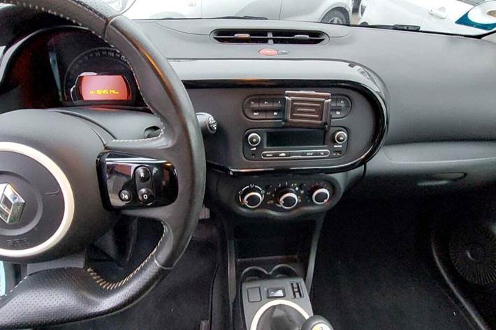 Blå Renault Twingo fra 2017