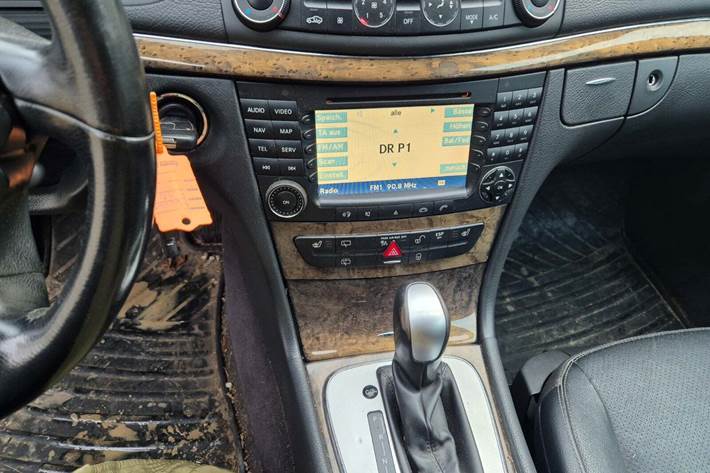 undefined Mercedes E280 fra 2006 set indefra