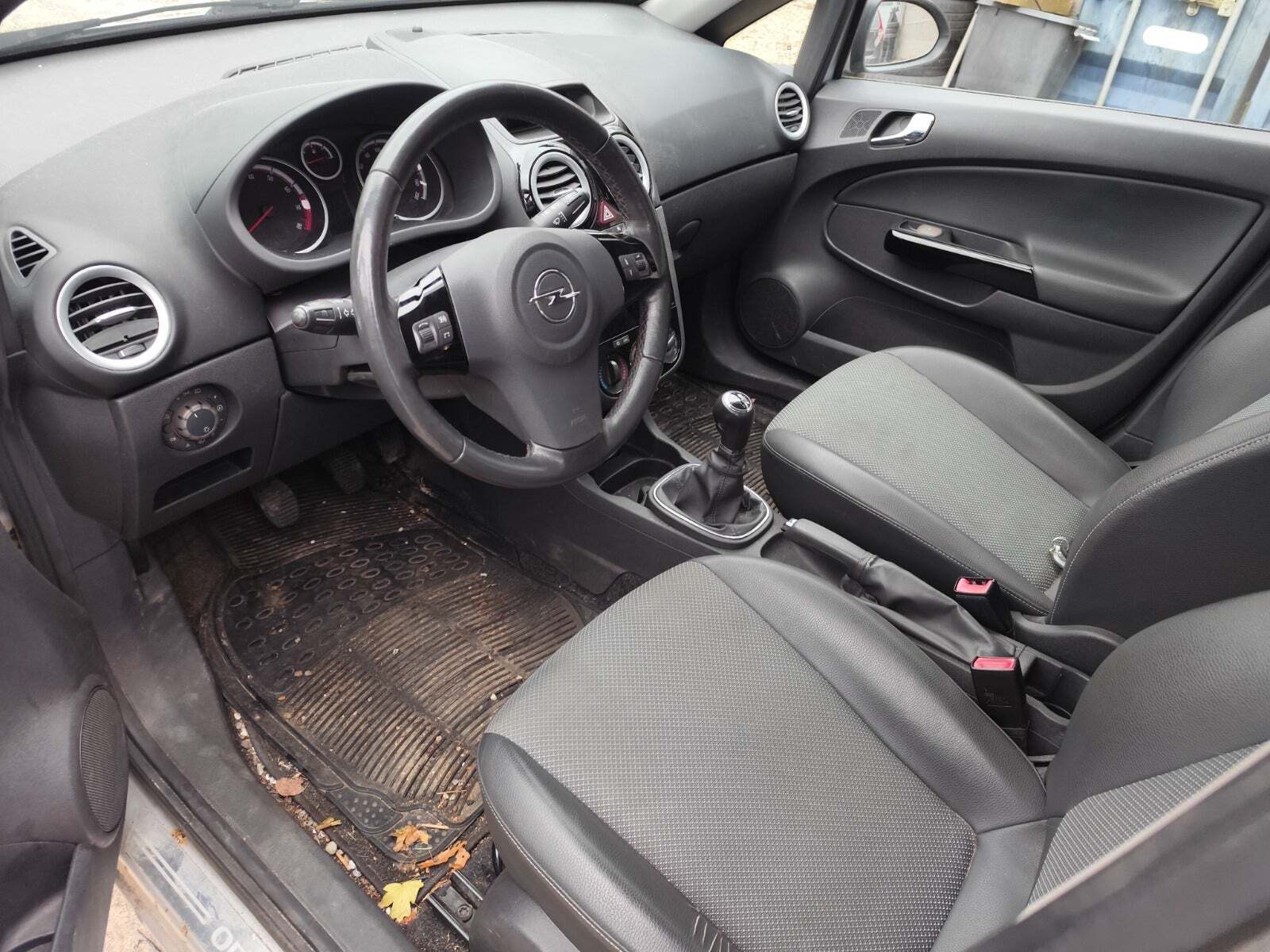 Opel Corsa 1,4 16V Cosmo