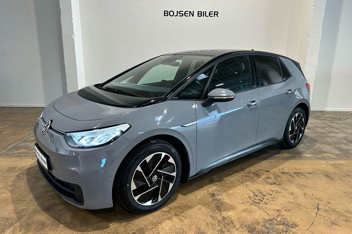 Grå VW ID.3 fra 2022 set udefra