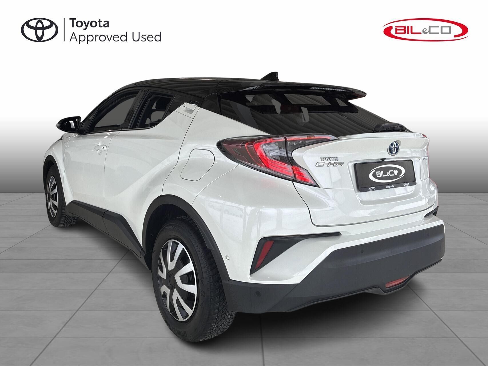 Toyota C-HR 1,8 Hybrid C-LUB Premium Bi-tone Multidrive S 122HK 5d Aut.