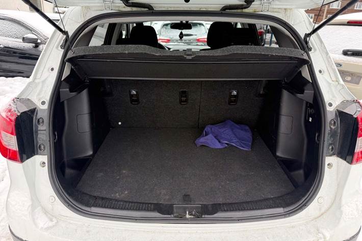 Hvid Suzuki S-Cross fra 2018