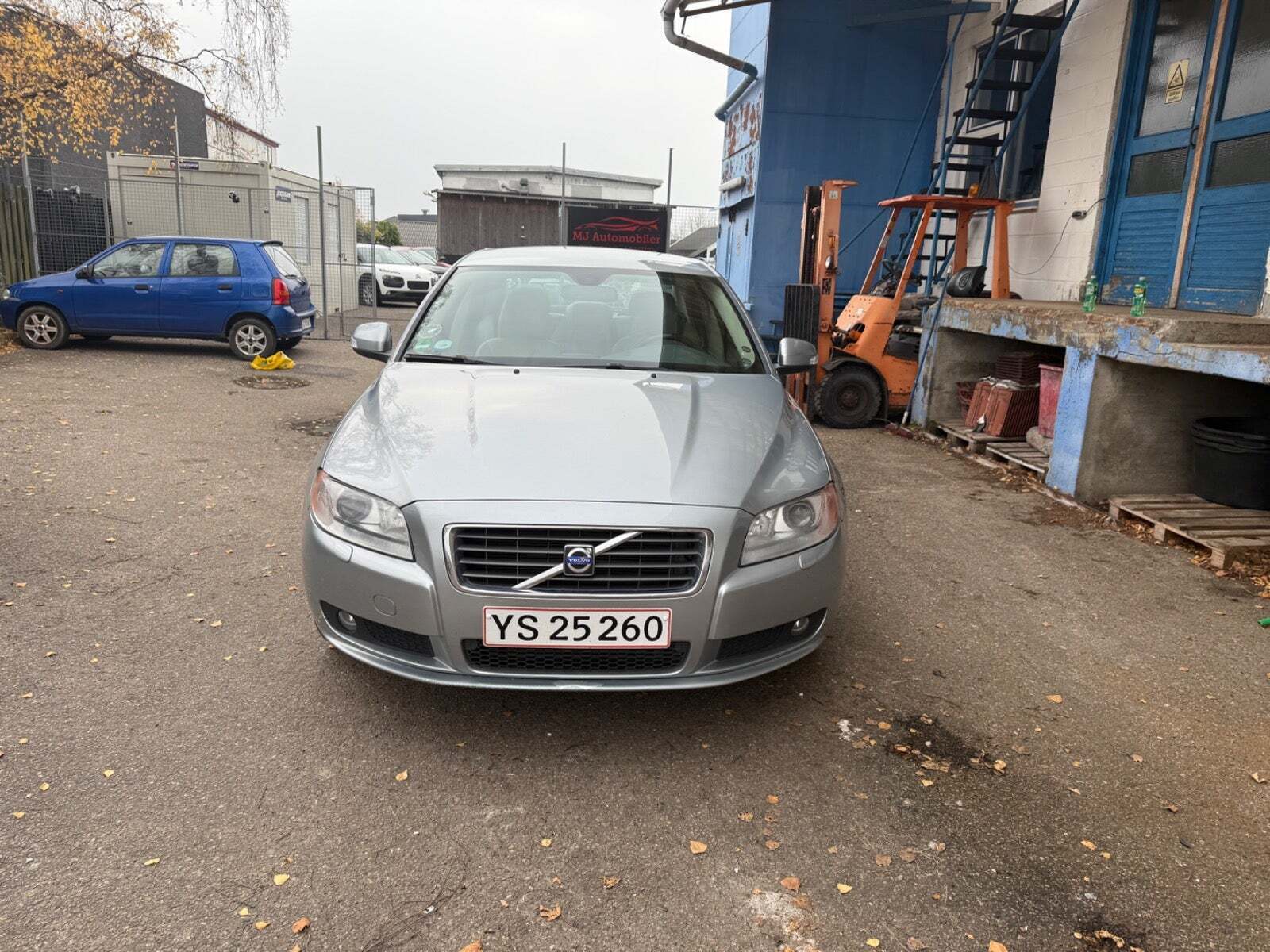Volvo S80 2,4 D5 Momentum aut.