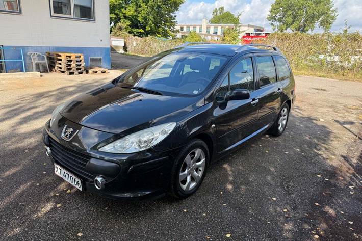 undefined Peugeot 307 fra 2005 set udefra
