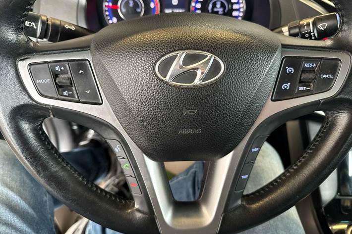 Grå Hyundai i40 fra 2013