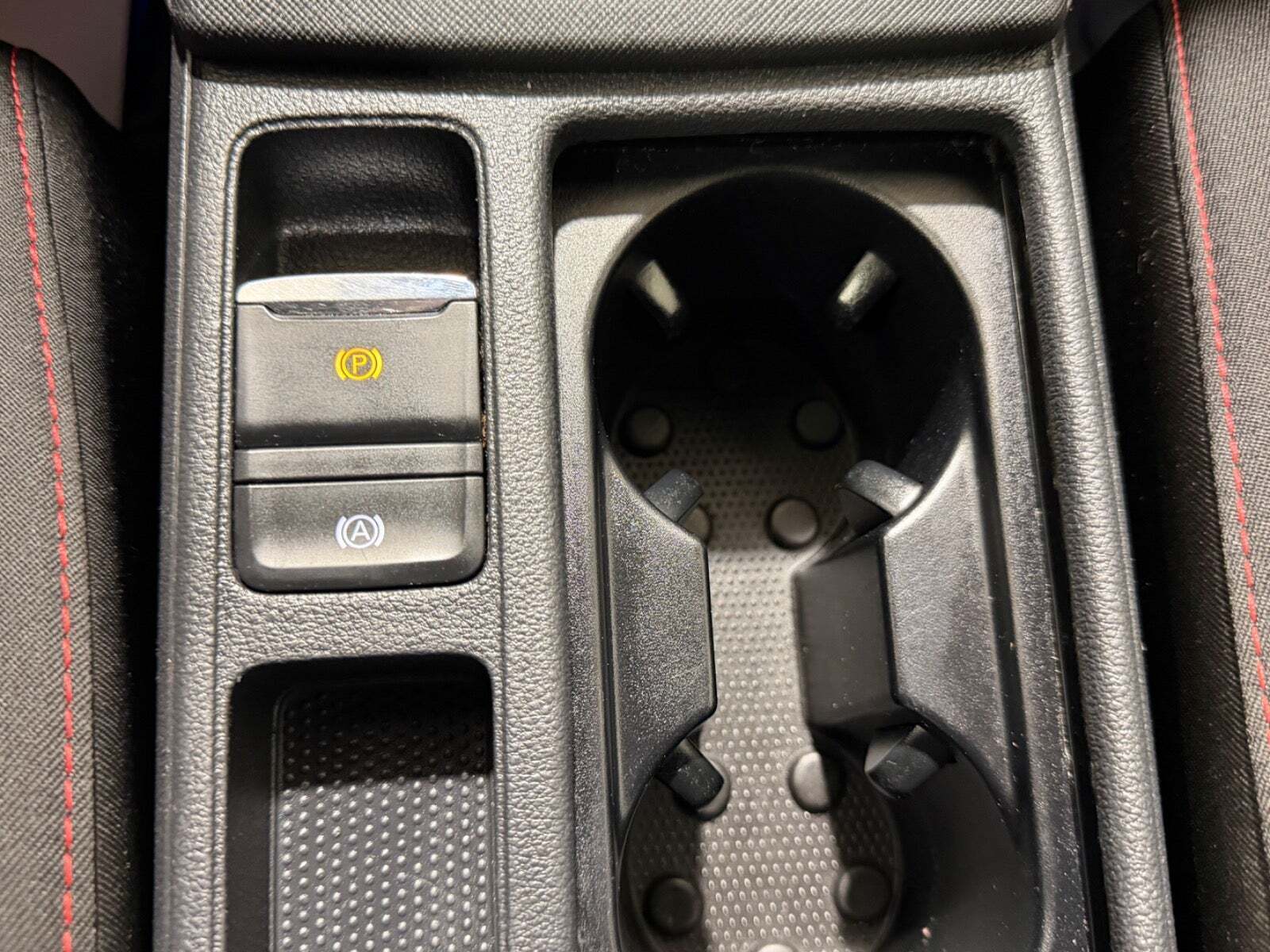 Hvid Skoda Octavia fra 2021