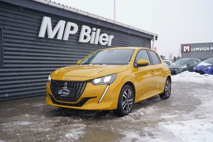 Gul Peugeot 208 fra 2022 set udefra