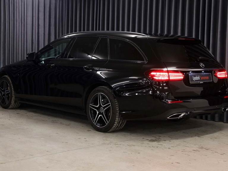 Mercedes E300 e 2,0 AMG Line stc. aut.