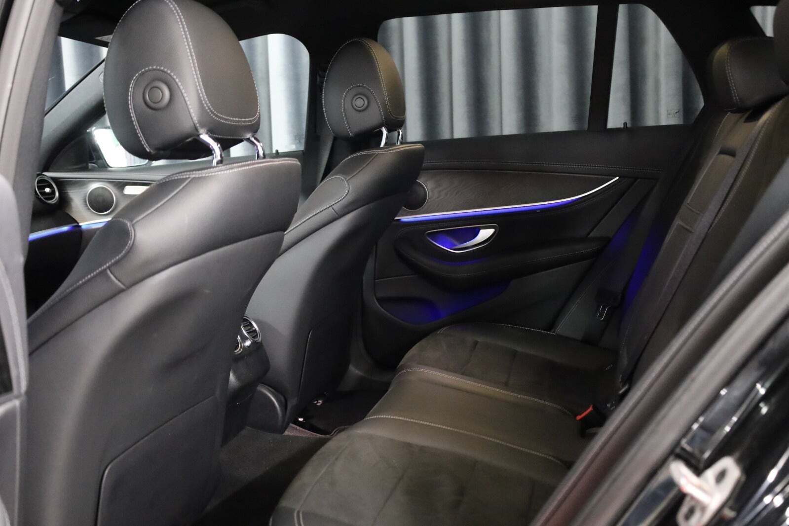 Sort Mercedes E300 e fra 2021