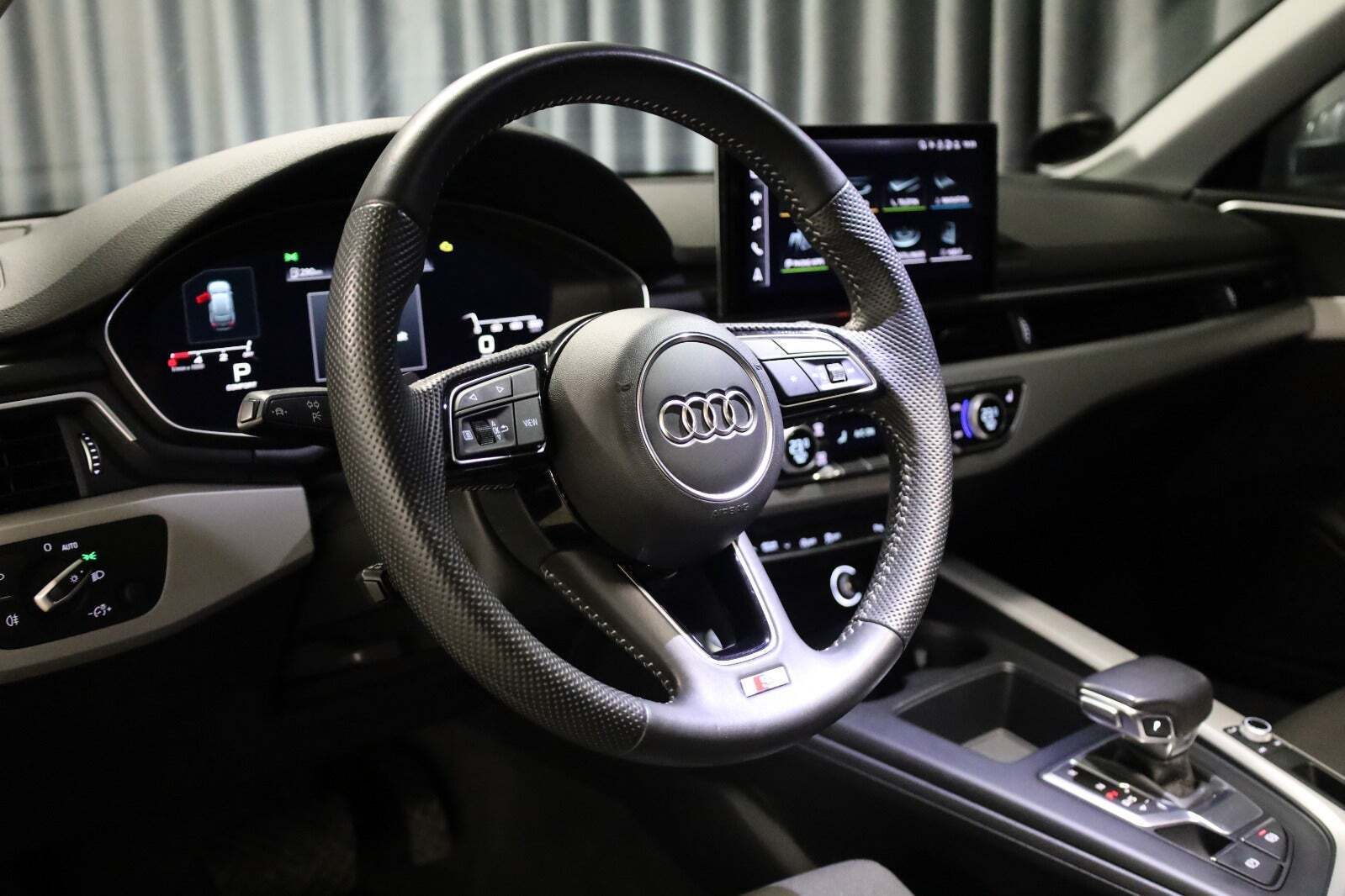 Audi A4 40 TDi S-line Avant S-tr.