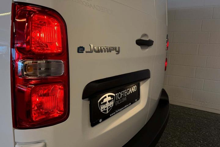 Hvid Citroën e-Jumpy fra 2024