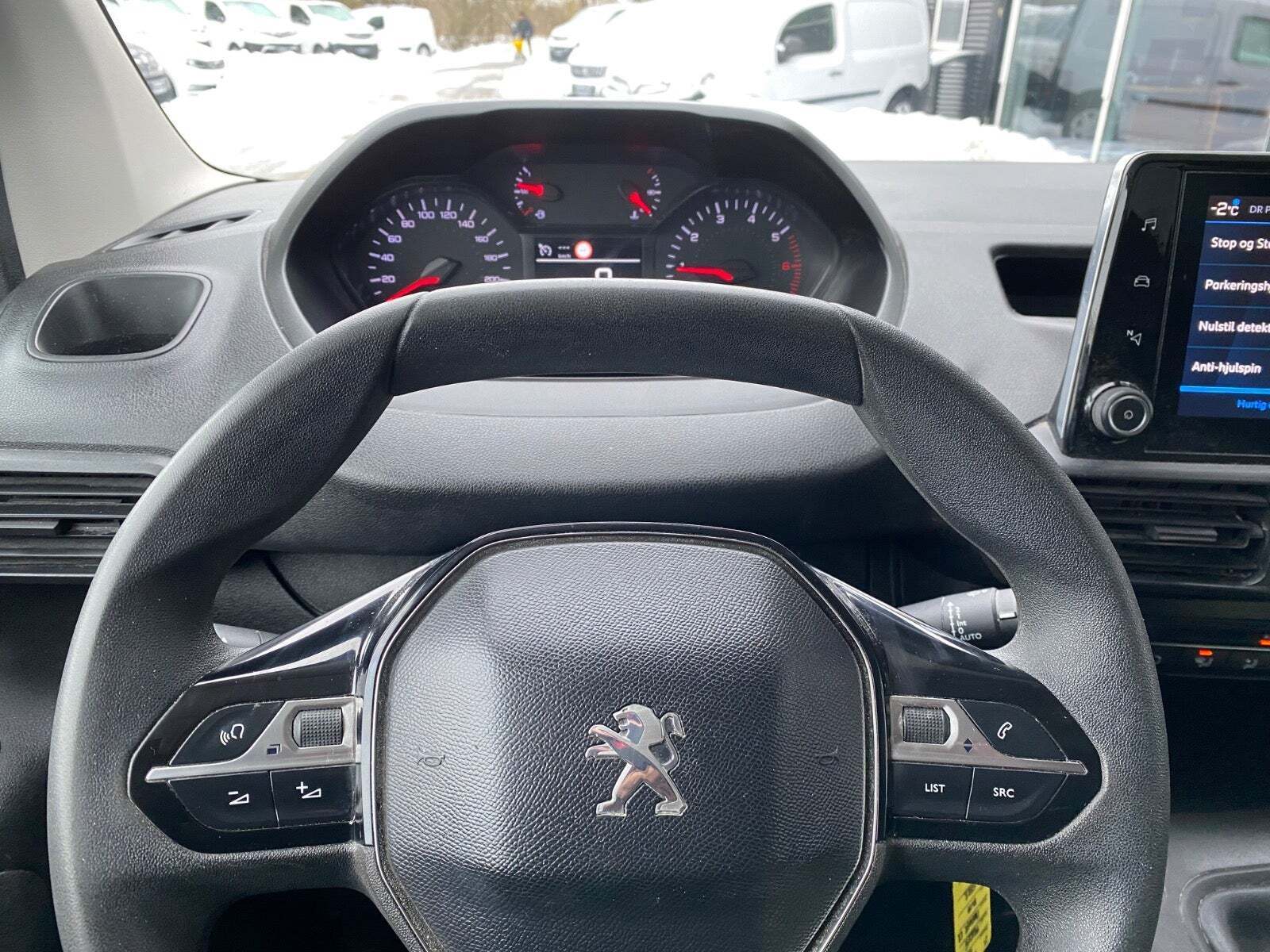 Peugeot Partner 1,5 BlueHDi 100 L2V2 Plus Van