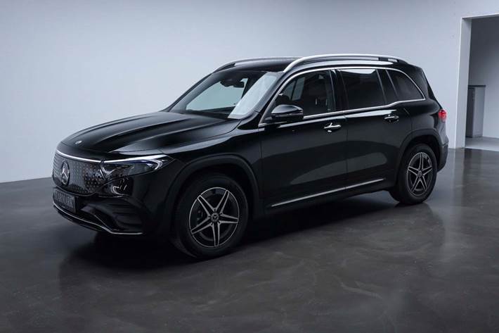 Sort Mercedes EQB250+ fra 2026