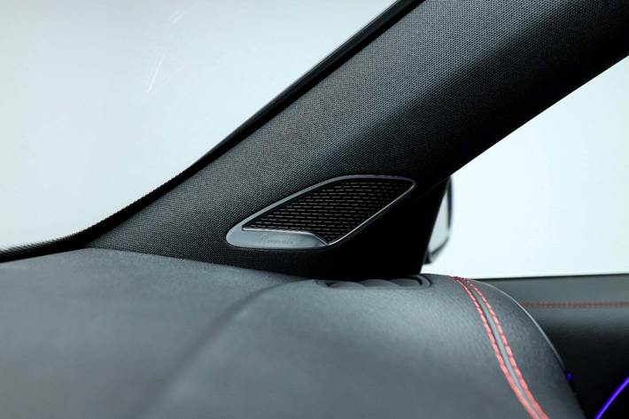 Sort Mercedes EQB250+ fra 2026