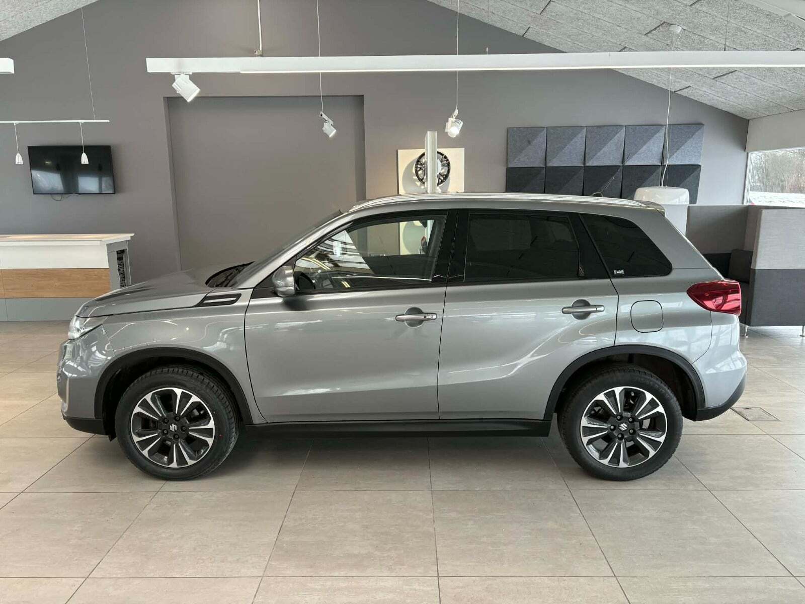 Suzuki Vitara 1,4 mHybrid Adventure