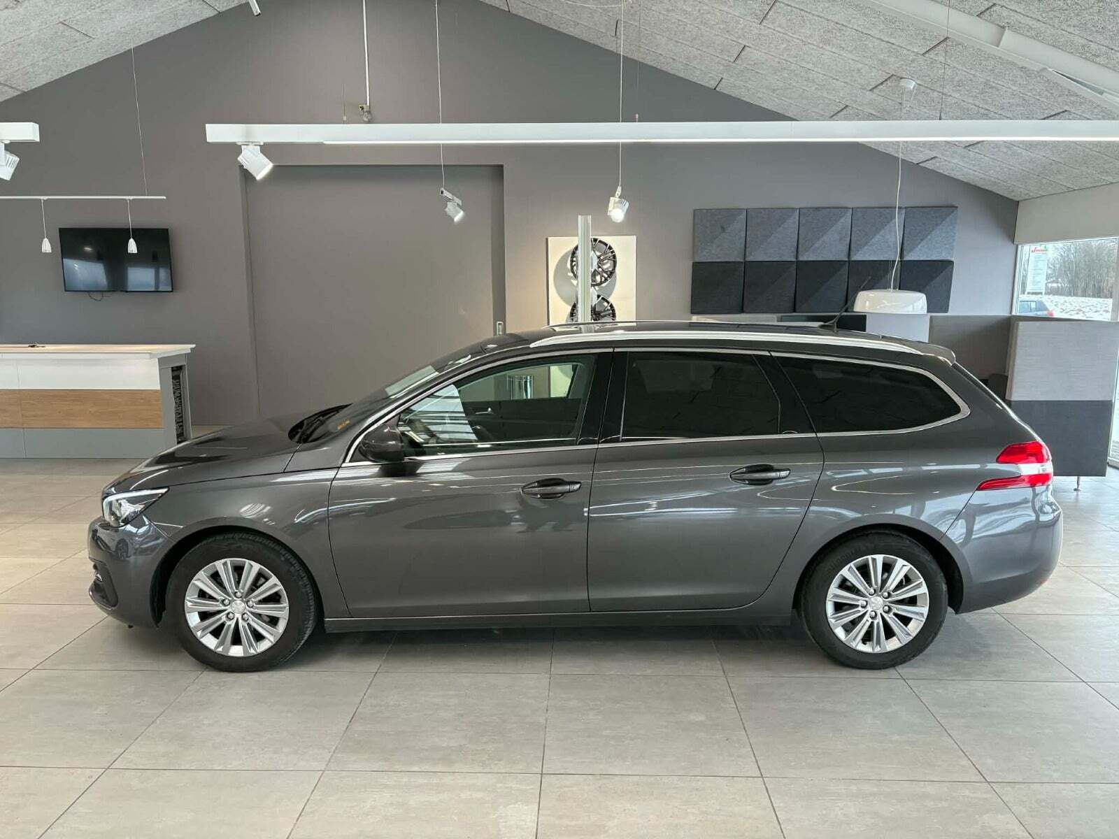 Peugeot 308 1,6 BlueHDi 120 Allure+ SW