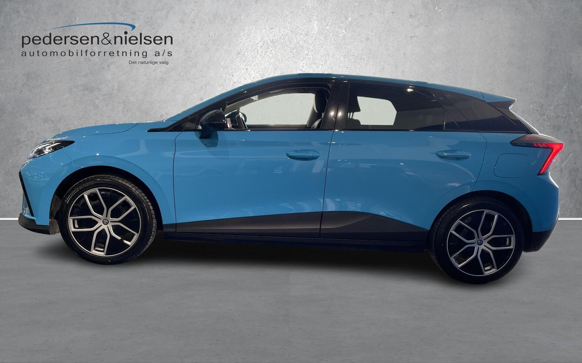 MG MG4 Electric EL Luxury 204HK 5d Aut.