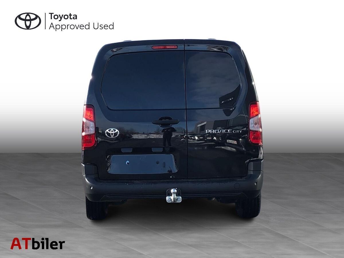 Toyota ProAce City 1,5 Long D Comfort Master To Skydedør 102HK Van