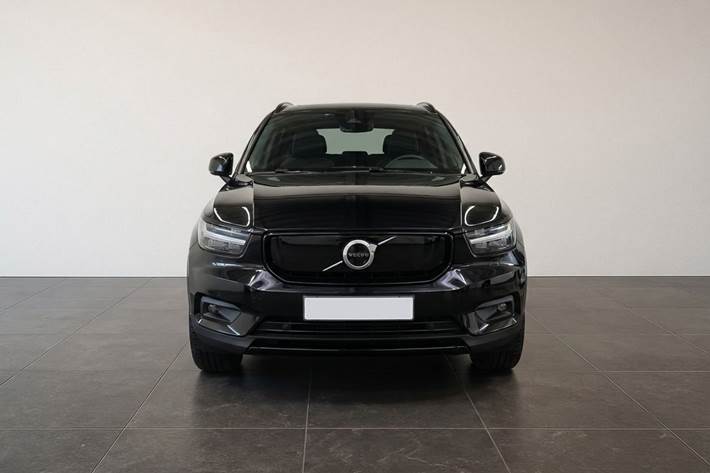 Sort Volvo XC40 fra 2021