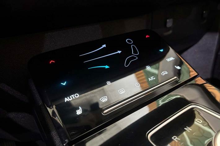 Blå Aiways U5 fra 2022