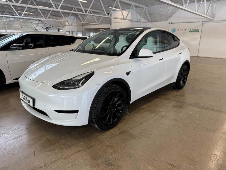 Tesla Model Y Long Range RWD