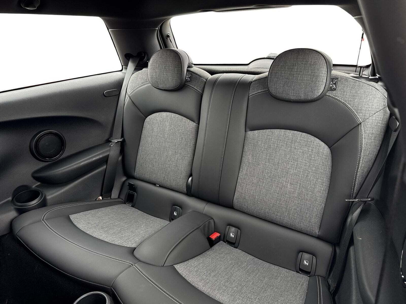 Mini Cooper SE Classic Trim