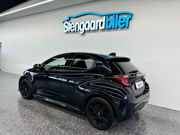 Toyota Yaris 1,5 Hybrid H3 e-CVT