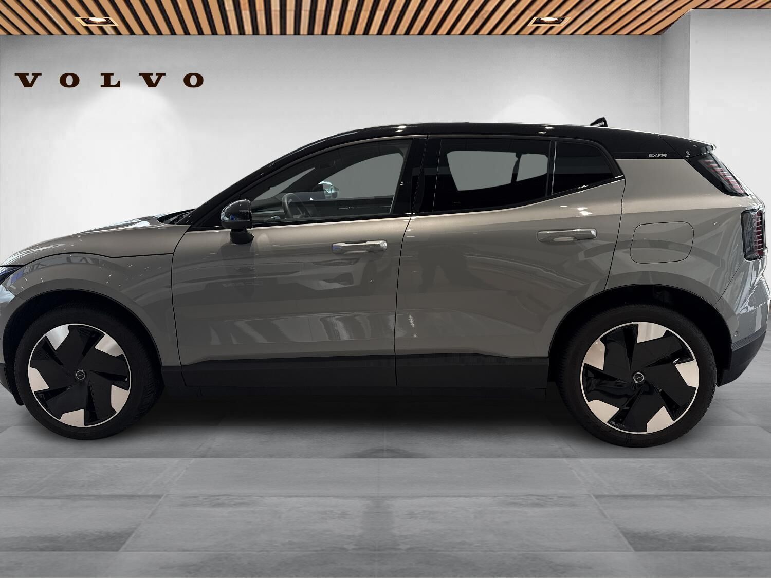 Volvo EX30 Extended Range Ultra