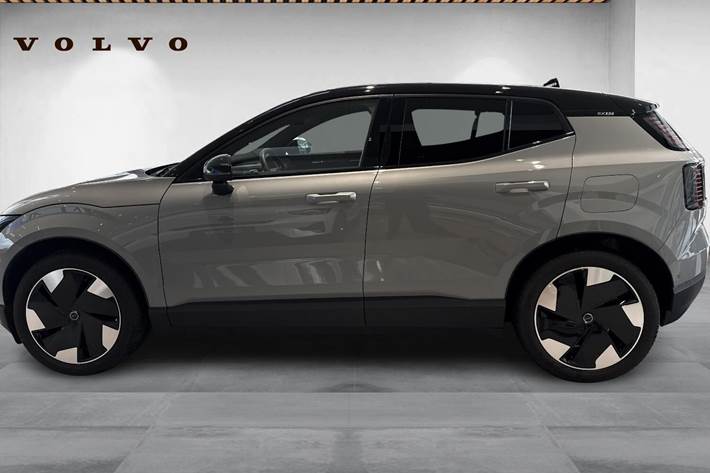 Grå Volvo EX30 fra 2024