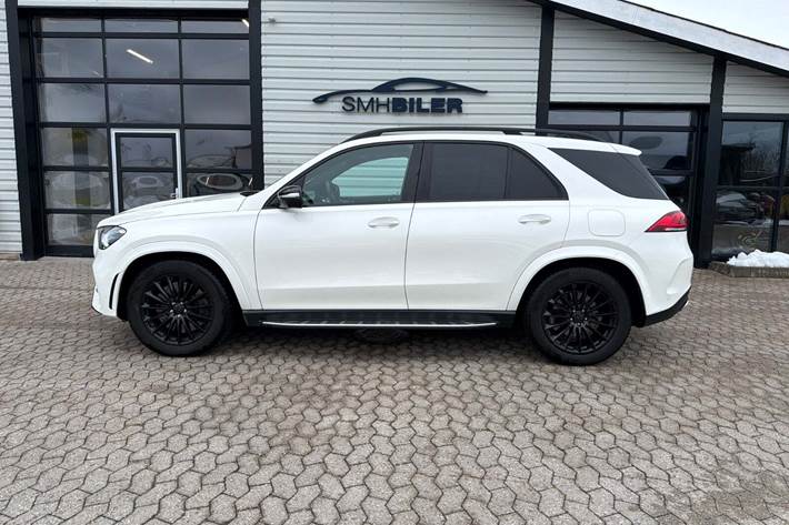 Hvid Mercedes GLE350 de fra 2022