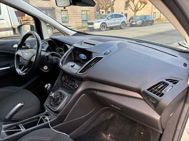 Renault Trafic 2,0 dCi 130 L2H1