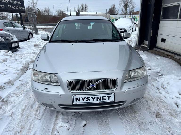 Volvo V70 2,4 140