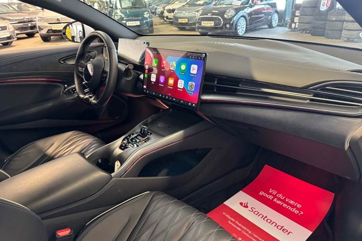 Hvid BYD Seal fra 2025