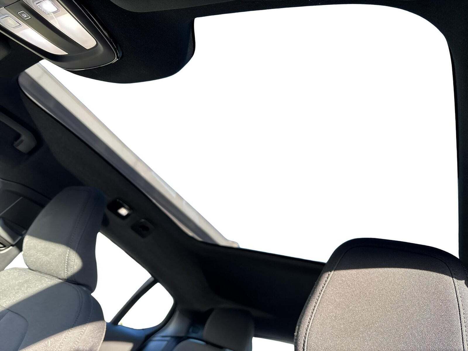 Blå Volvo C40 fra 2023