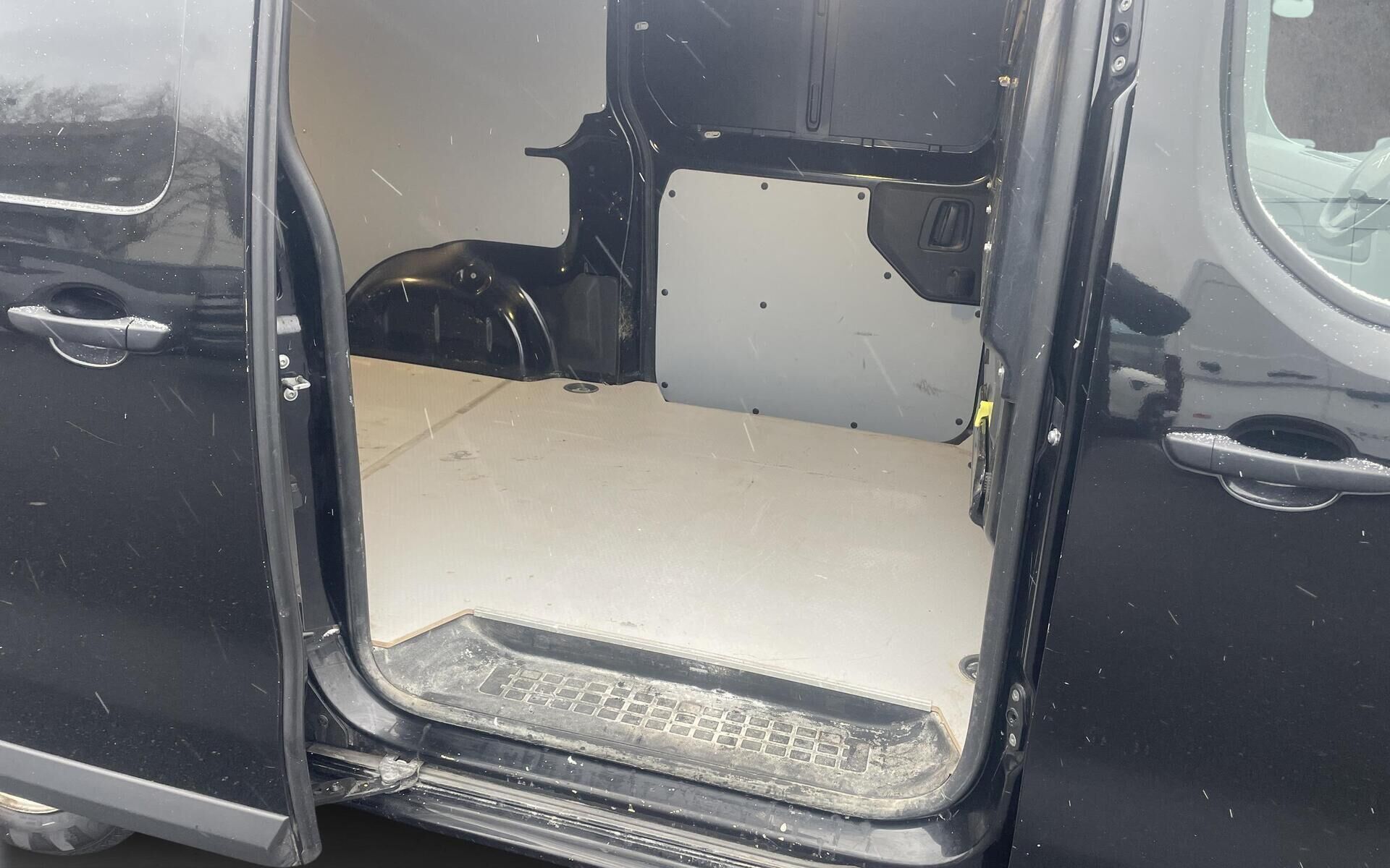 Sort Citroën Jumpy fra 2022