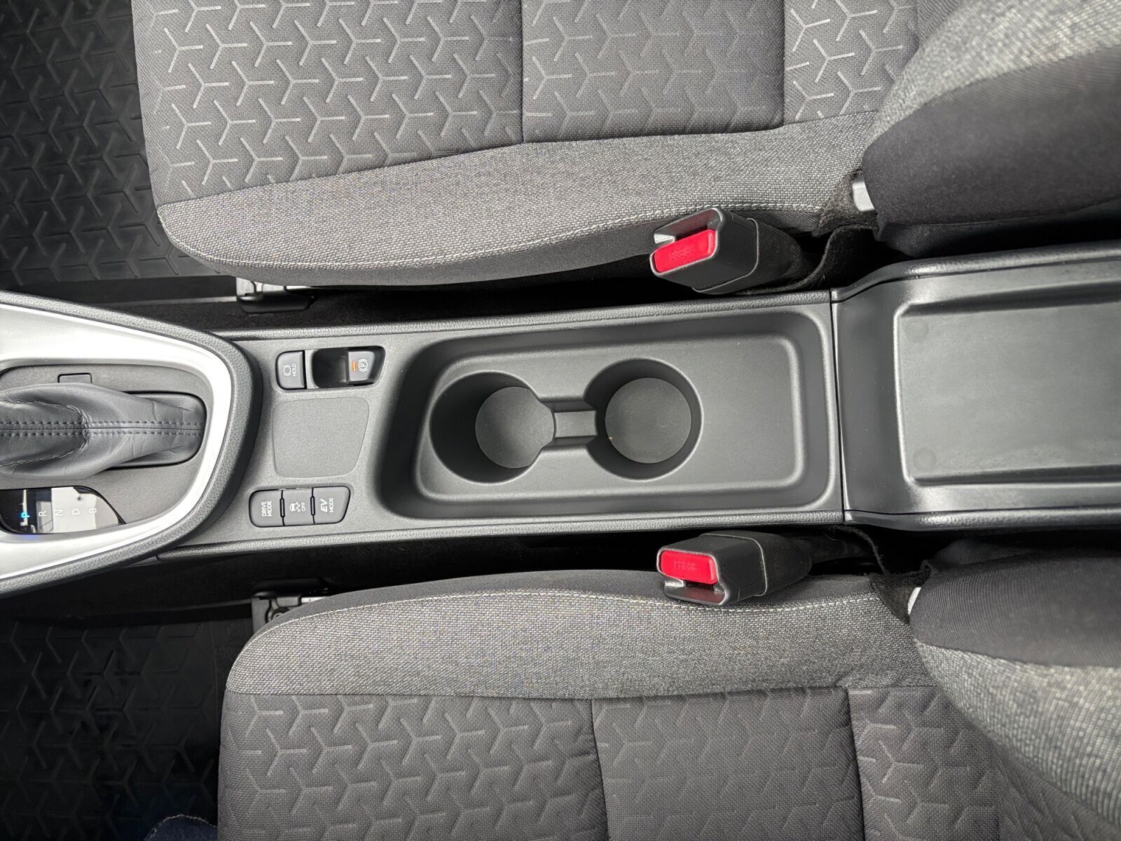 Rød Toyota Yaris Cross fra 2022