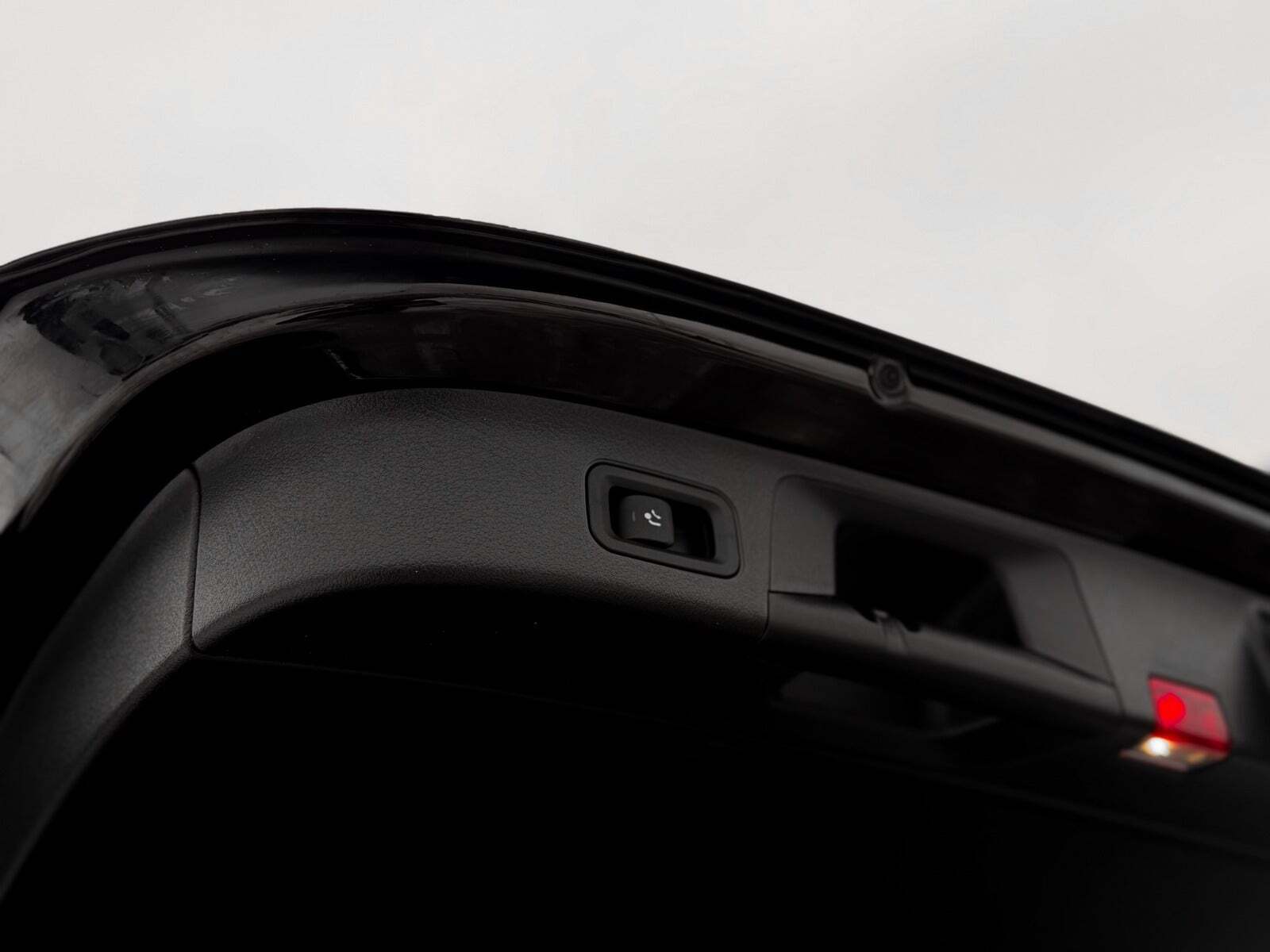 Sort Mercedes EQA250+ fra 2025