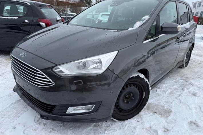 Grå Ford Grand C-Max fra 2016 set udefra